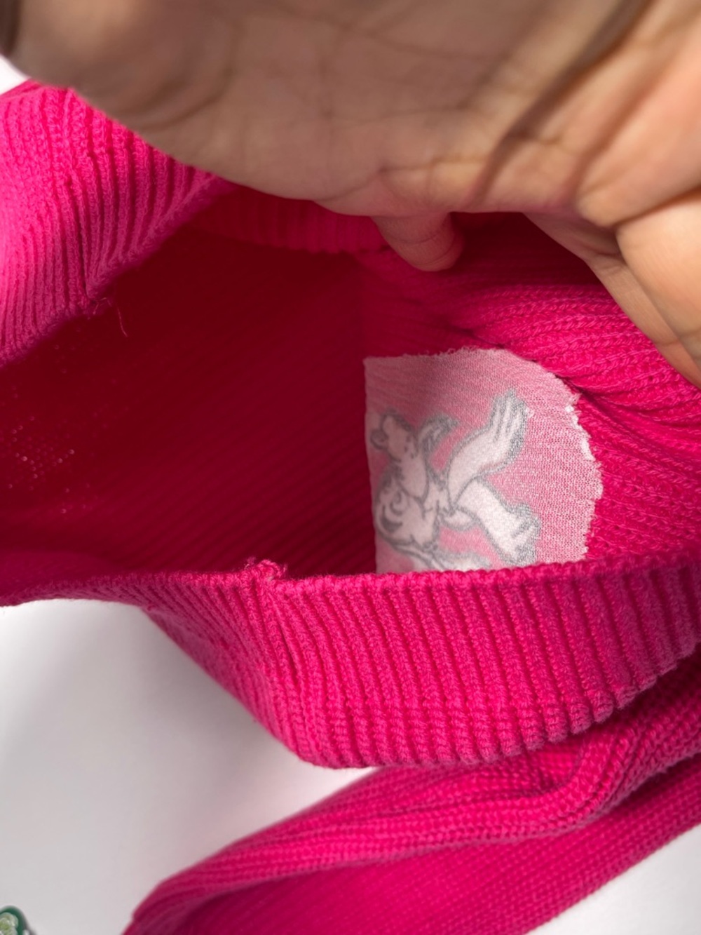 Dr. Seuss Girl Bright Pink Crewneck Sweater with Grinch Characters Size 6X NWT - Picture 6 of 7